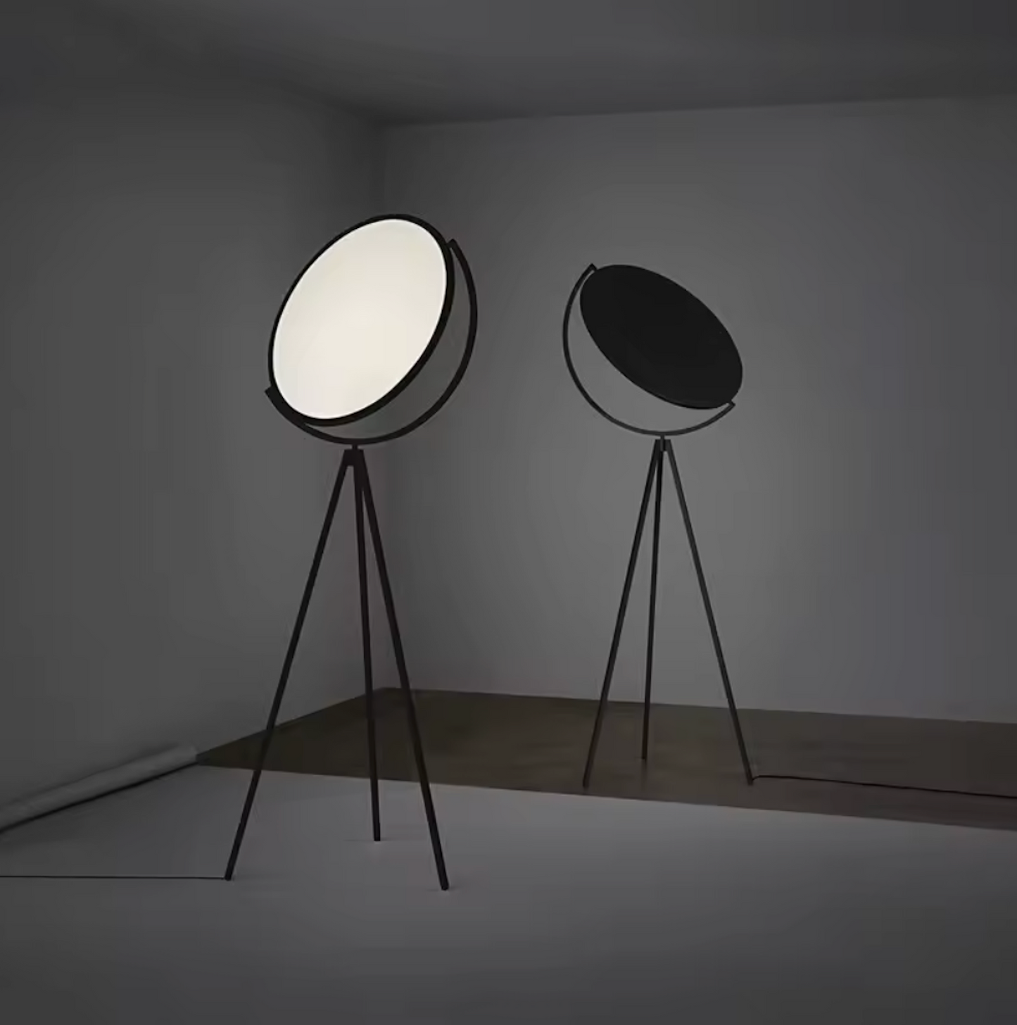 Halo Floor lamp Available in Two Sizes